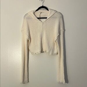 Moon & Madison | New cropped hooded cable knit sweater Womens size XL cream hood